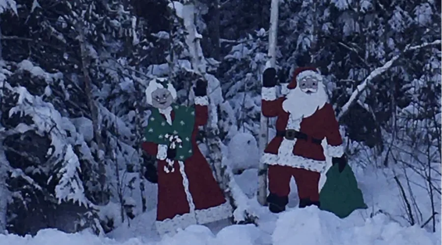 A Festive Couple in Eagle River