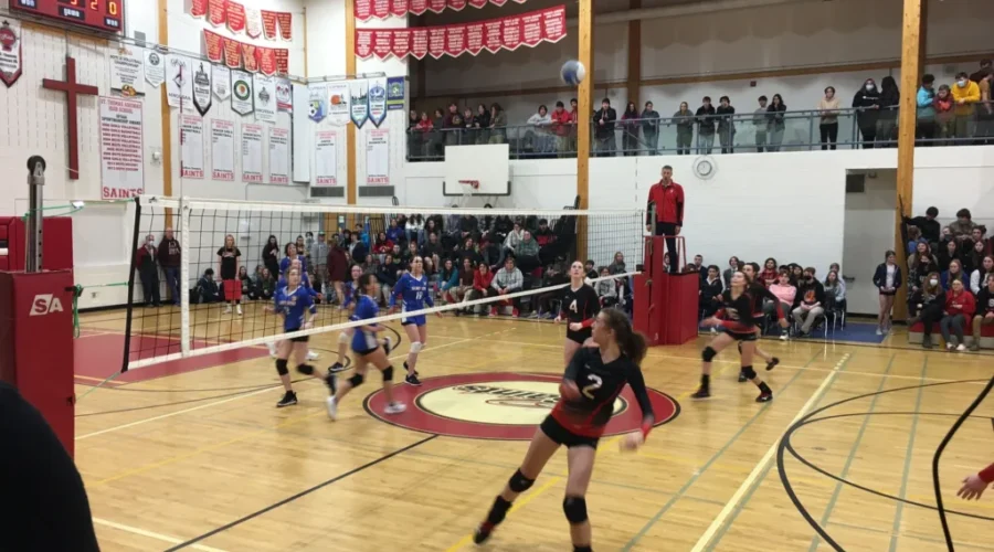 saints-rainy-river Saints and Eagles win in winter court sports