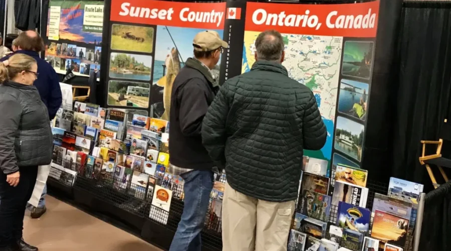ontario-sunset-country-display-in-chicago1 Province offered suggestions to improve tourism