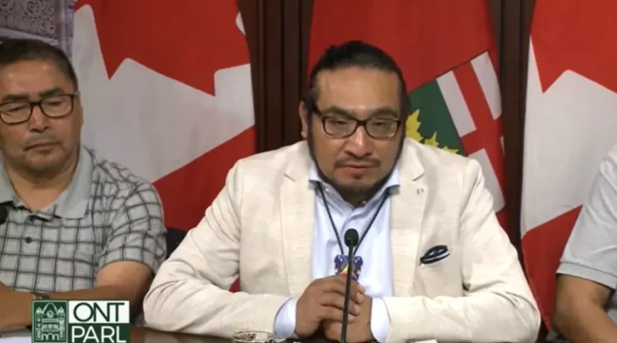 sol-grassy-mercury Mamakwa takes the Kiiwetinoong Riding