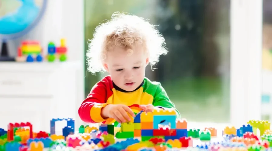 107493290 Federal government announces $37B in child care deals