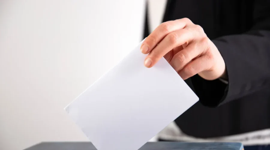 350167434 Conservatives topple Liberals in T.O. byelection after more than 2 decades