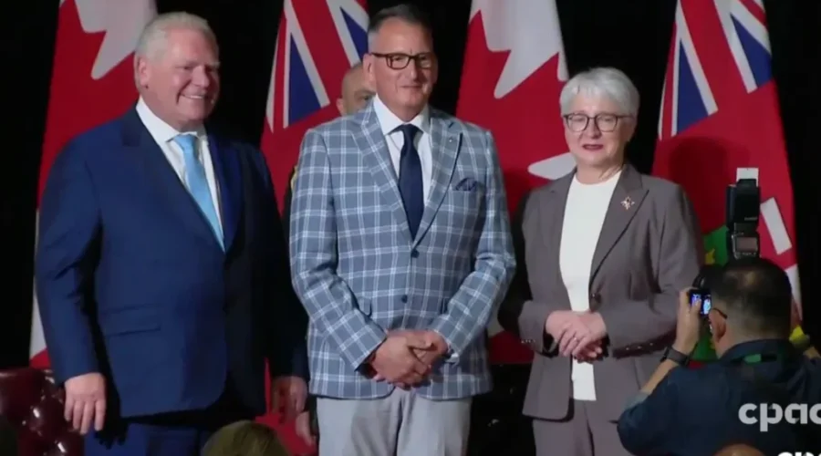 37 named to new provincial cabinet