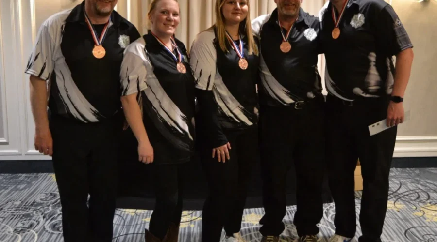 bowling-bronze Local bowling team wins bronze at nationals