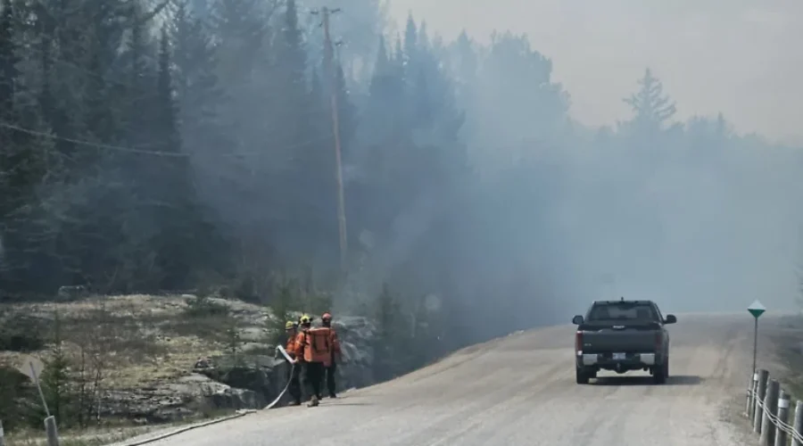 minaki-fire Multiple forest fires Monday afternoon