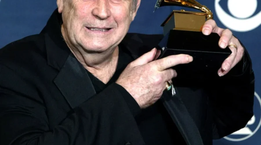 Legendary ‘Beach Boys’ singer Brian Wilson dies at 82