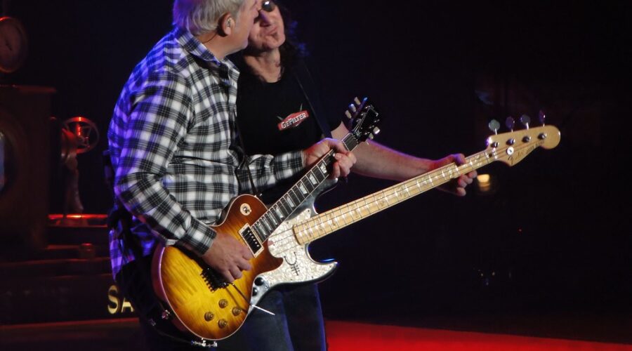 Alex Lifeson and Geddy Lee ‘Rush’ to reunite for 2026 tour