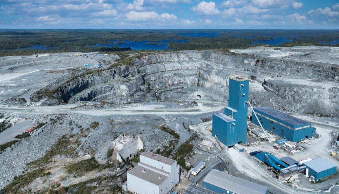 Lac des Iles Mine