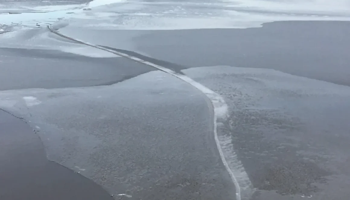 Thin Ice - Rainy Lake 2017 (1)