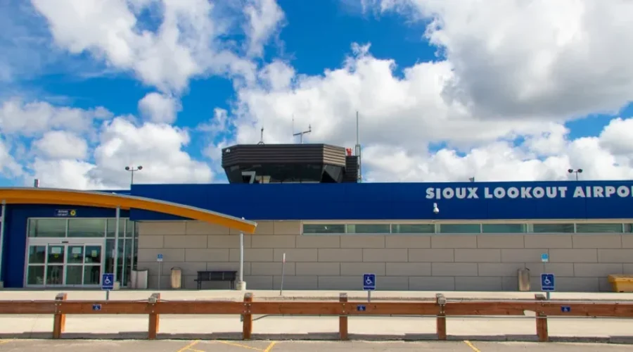 Sioux Lookout Airport Front 1 Flight forced to return to Sioux Lookout after alleged assault