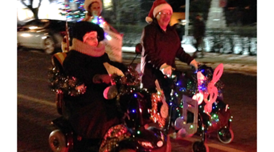 12346314_936430693071957_4122622224339025716_n 2015 Santa Claus Parade Float Winners
