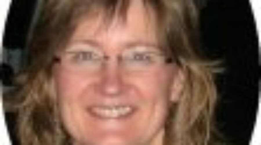 Lenore Plett