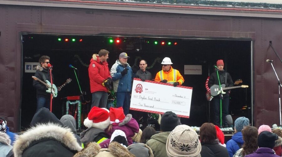 CPR Holiday Train Makes Stop In Dryden