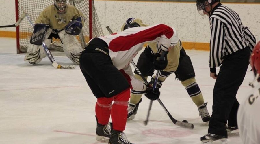 Couple Of Upsets Looming In Sioux Lookout Commercial League Hockey
