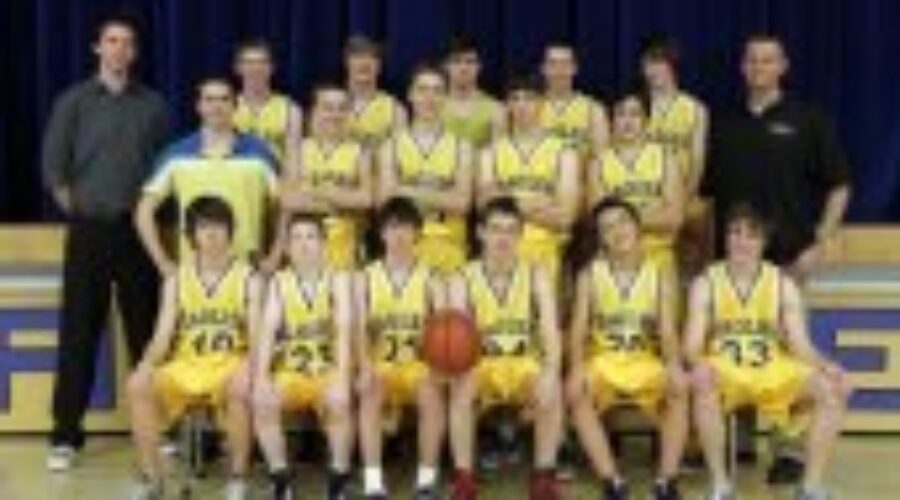 Junior Boys Hoopsters Finish with .500 Record