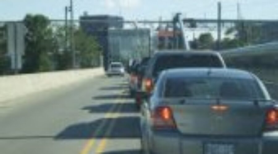 Border-Line-up-2 Canadians May Have To Pay When Crossing Border