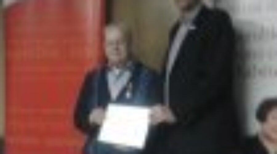 Diamond Jubilee Medal For Ken Wade