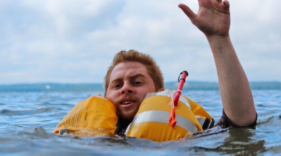 Canadian-Safe-Boating-Council-lifejacket-supplied_0 Use “Common Sense” During Drowning Prevention Week: Northwest Officials