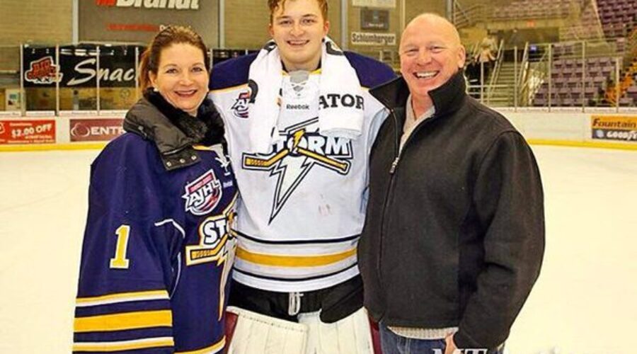 Former Ice Dogs Goalie Commits To University Of New England