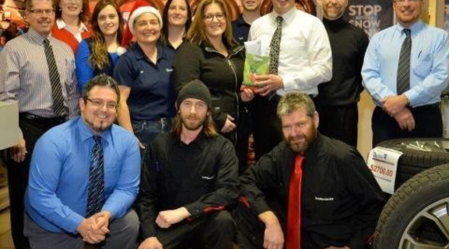 Food Hampers Delivered; Dryden GM Big Part Of Christmas Cheer Campaign