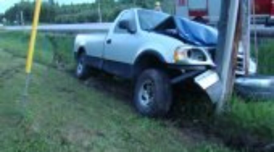 DSC05083 Three People Injured In Three Separate Crashes