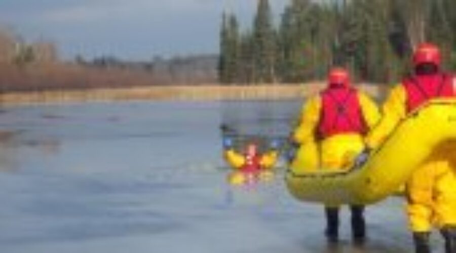 IMGP2054 Water And Ice Rescue Training In Dryden
