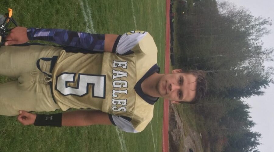 IMG_0214 Eagles Cruise To Second Straight Win