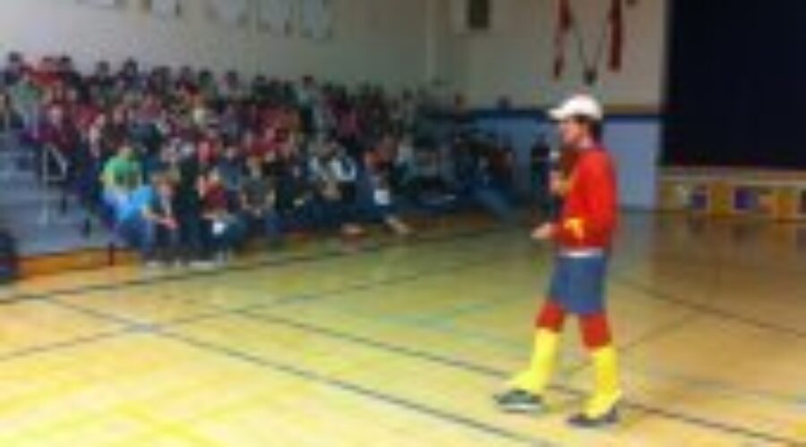 World-Record Breaker Speaks To Local Students