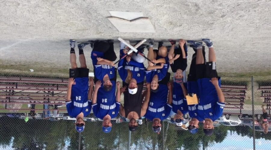 Dump Bears Go 7-0 To Win Sioux Lookout Tournament