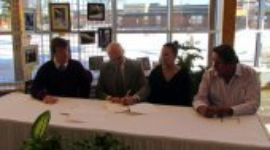 KPDSB-and-SGEI-Sign-Adult-Ed-Agreement Adult Education Deal Reached in Kenora District