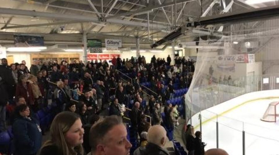 OFSAA-2017-fans-OFSAA-BOYS-HOCKEY-TWITTER_0 OFSAA Tournament A Hit In Fort Frances