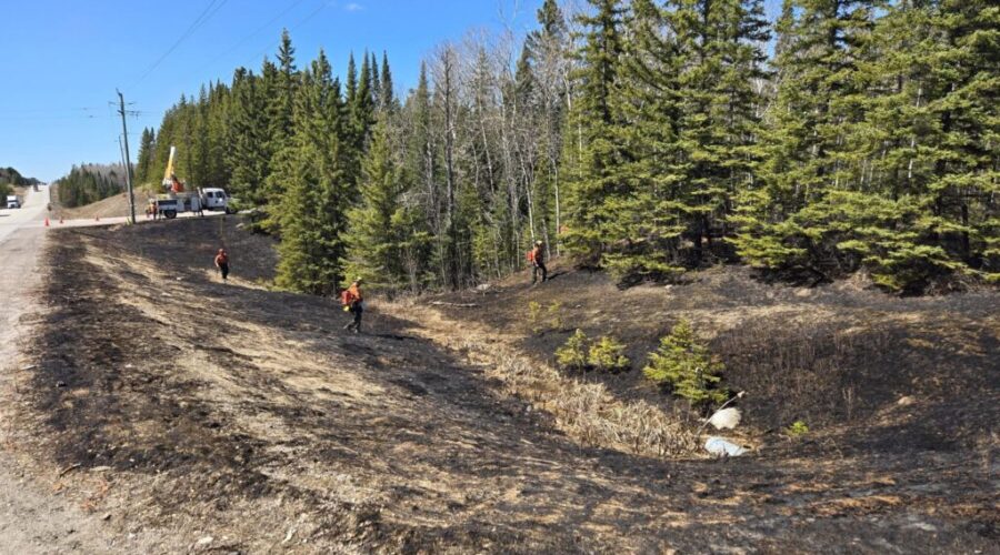 Wildland fire tackled west of Dryden