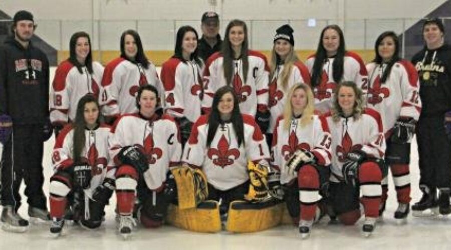 Rainy20River20Voyageurs20Girls20Hockey20Team202014-15_1 Rainy River College Benching Women’s Hockey Team