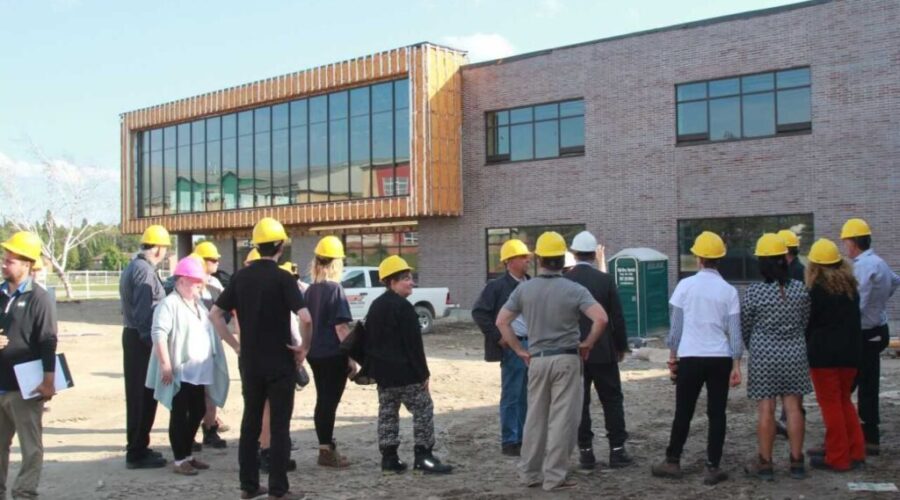SCHOOLPIC Sioux Mountain Public Excited About New High School