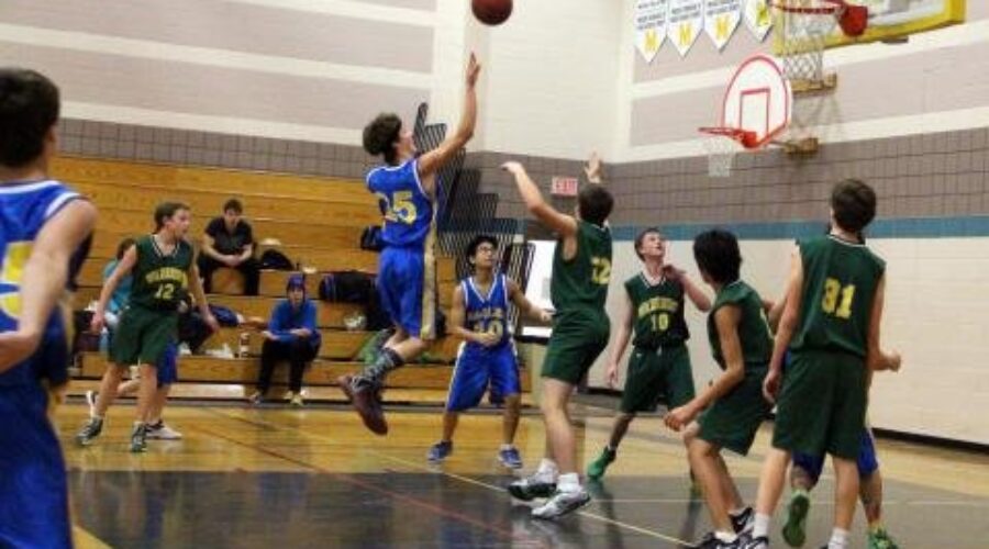 Eagles And Muskies Open New Court Season At DHS