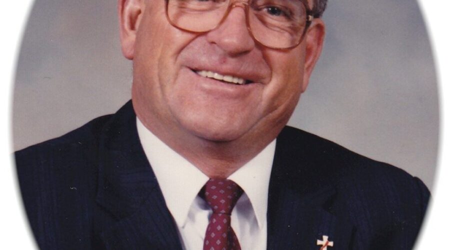 Angus MacLellan