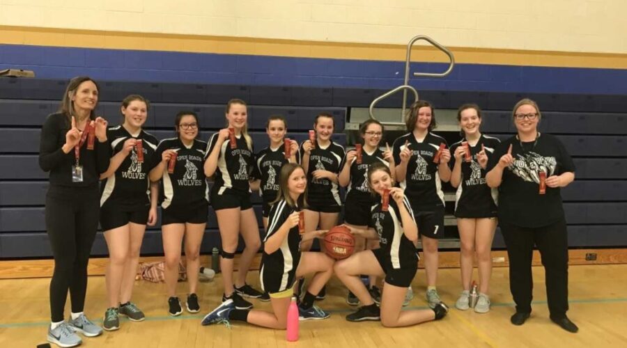 DHS Hosts Intermediate Basketball Tournament