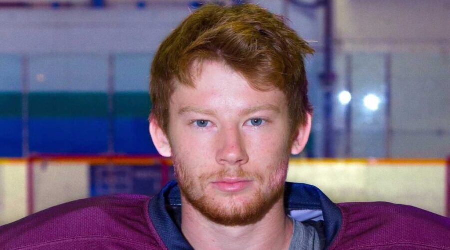 bendennis Ice Dogs Goalie Headed West