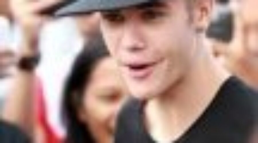 biebs The Biebs Vacationing In Northwestern Ontario?!