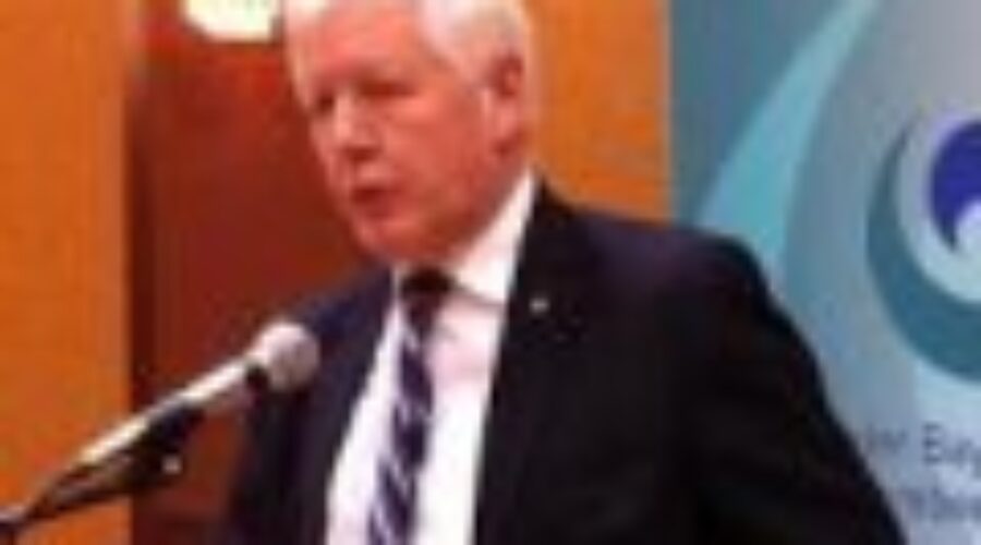 Bob Rae Addresses Request In Dryden