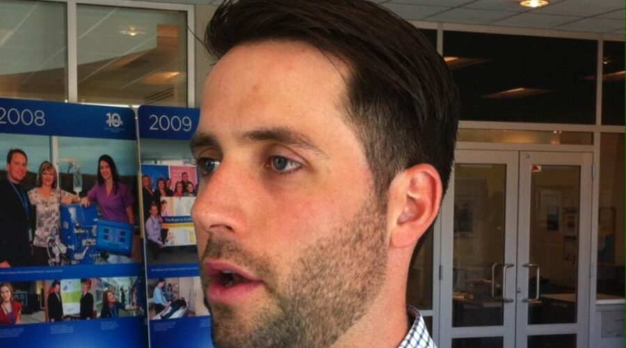 carter-hutton_0 Hutton Pleased With Sabres Move