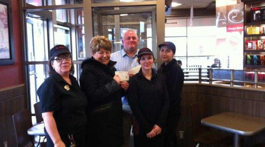 Dryden Tim Hortons Donates To Youth Organization
