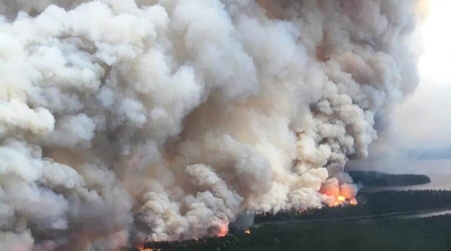 fire_16 Nibinamik First Nation Evacuated