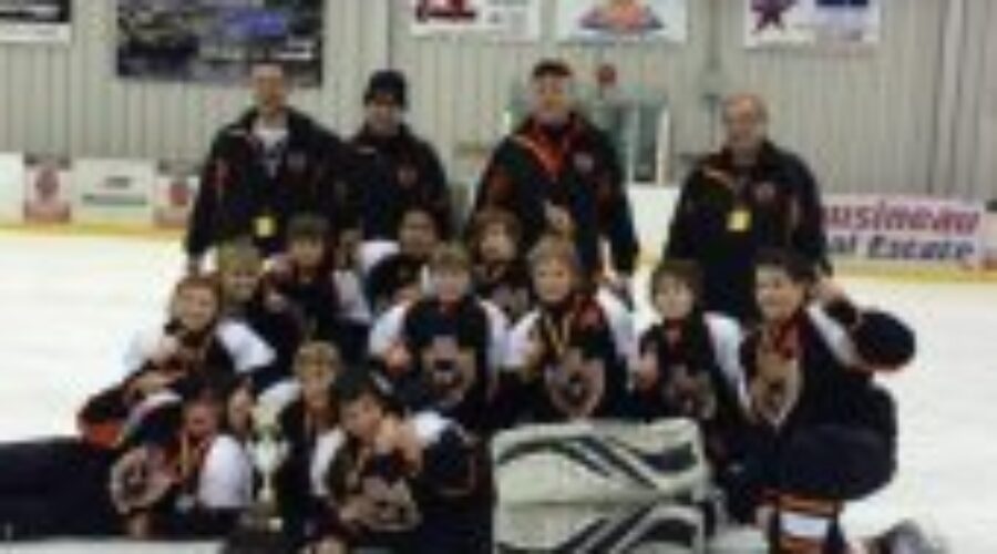 Junior Flyers Win Fort Frances Tournament