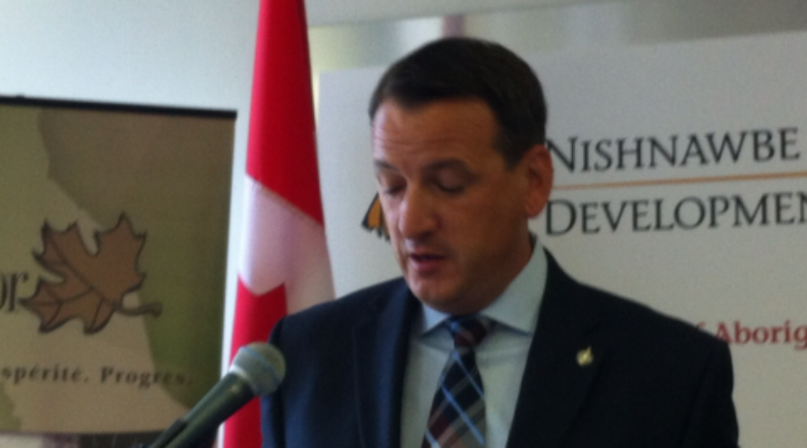 greg20rickford20Aug202013_5_1 Fed Funding For Vermillion Bay Seniors
