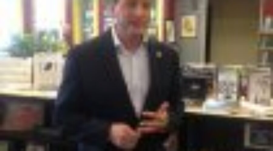 Kenora MP Donates Books To Dryden Library