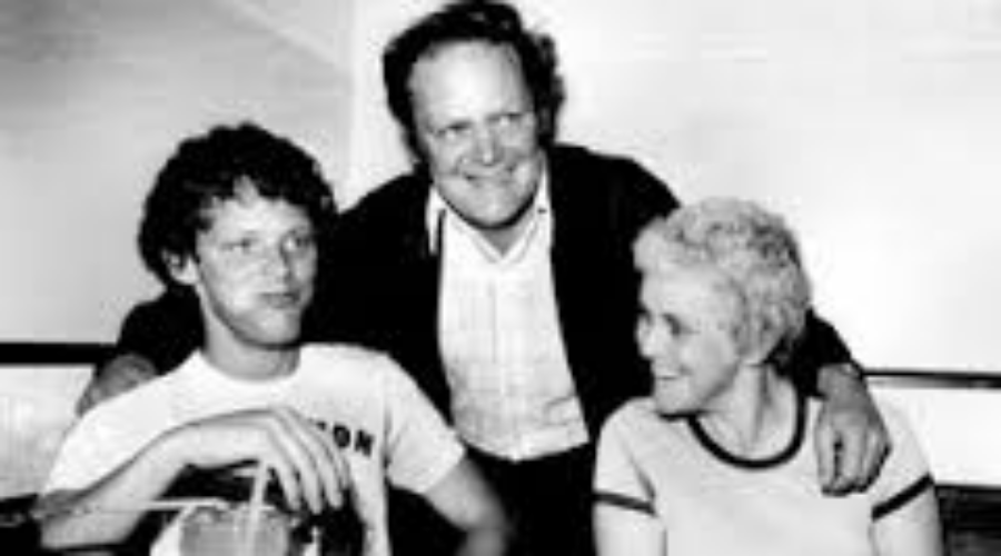rolland-fox_0 Terry Fox’s Father Passes Away From Lung Cancer