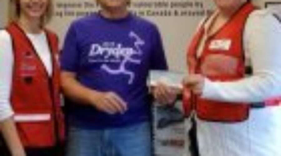 Local Running Club Donates to Red Cross Team