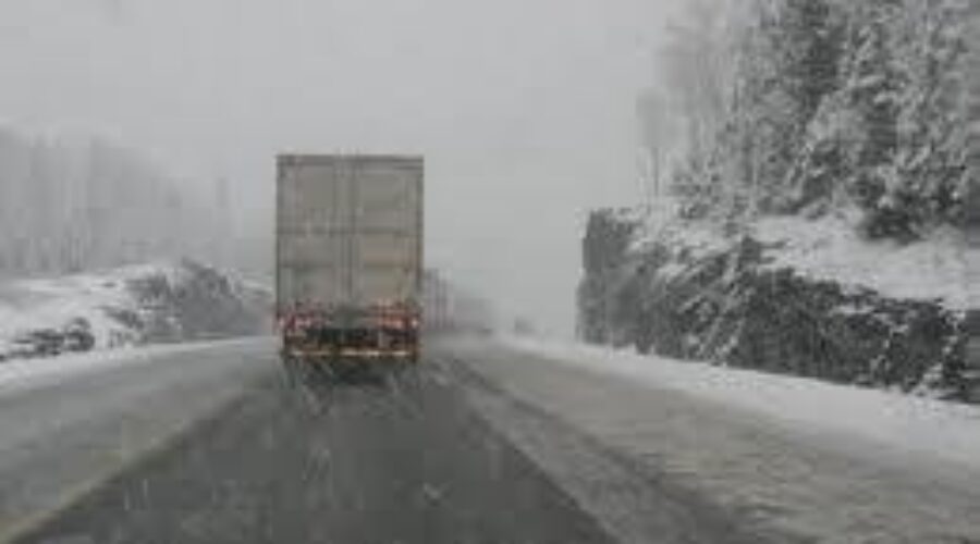 snowtruck_0 Early Complaints About Winter Road Maintenance