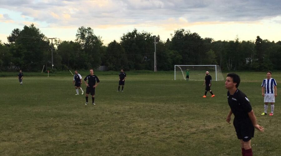 Old Boys And Outfitters Both Secure Wins